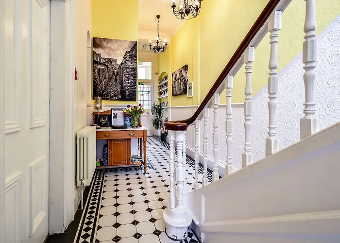 Bed & Breakfast No. 21 York