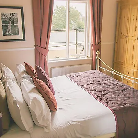 No. 21 Bed and breakfast 4*